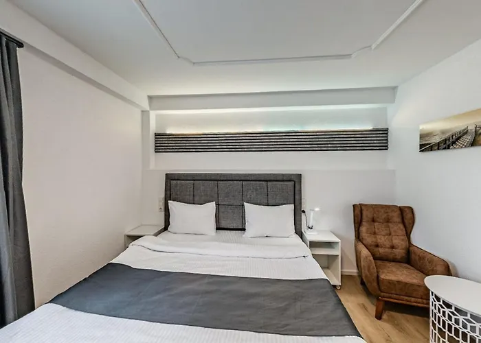 Dido Diamond Hotel